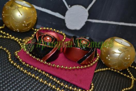 <div style=margin-left:10px><h1>Набор аромакамней "Любовный тандем"</h1><p><a href="/catalog/dekor/">Декор</a> » <a href="/catalog/dekor/drugoe/">Iнше</a></p><i class="fa fa-map-marker"></i> Киевская область, Киев<br /><br /><div class="socdata"><script src="//yastatic.net/es5-shims/0.0.2/es5-shims.min.js"></script>
                                            <script src="//yastatic.net/share2/share.js"></script>
                                            <div class="ya-share2" data-services="facebook,gplus,twitter,lj,viber,whatsapp,skype" data-counter=""></div></div>