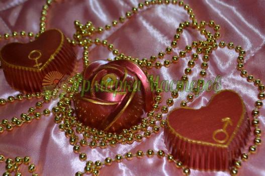 <div style=margin-left:10px><h1>Набор рунических аромакамней «Огненные Сердца»</h1><p><a href="/catalog/ezoterika/">Езотерика</a> » <a href="/catalog/ezoterika/raznoe/">Рiзне</a></p><i class="fa fa-map-marker"></i> Киевская область, Киев<br /><br /><div class="socdata"><script src="//yastatic.net/es5-shims/0.0.2/es5-shims.min.js"></script>
                                            <script src="//yastatic.net/share2/share.js"></script>
                                            <div class="ya-share2" data-services="facebook,gplus,twitter,lj,viber,whatsapp,skype" data-counter=""></div></div>