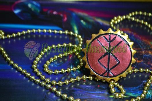 <div style=margin-left:10px><h1>Руно-камень «Преуспевание»</h1><p><a href="/catalog/ezoterika/">Езотерика</a> » <a href="/catalog/ezoterika/raznoe/">Рiзне</a></p><i class="fa fa-map-marker"></i> Киевская область, Киев<br /><br /><div class="socdata"><script src="//yastatic.net/es5-shims/0.0.2/es5-shims.min.js"></script>
                                            <script src="//yastatic.net/share2/share.js"></script>
                                            <div class="ya-share2" data-services="facebook,gplus,twitter,lj,viber,whatsapp,skype" data-counter=""></div></div>