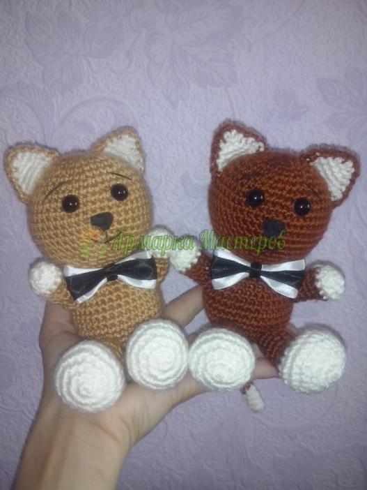 <div style=margin-left:10px><h1>Котик</h1><p><a href="/catalog/rukodelie/">Рукоділля</a> » <a href="/catalog/rukodelie/rukodelie--obschee/">Рукоділля, загальне</a></p><i class="fa fa-map-marker"></i> Винницкая область, Жмеринка<br /><br /><div class="socdata"><script src="//yastatic.net/es5-shims/0.0.2/es5-shims.min.js"></script>
                                            <script src="//yastatic.net/share2/share.js"></script>
                                            <div class="ya-share2" data-services="facebook,gplus,twitter,lj,viber,whatsapp,skype" data-counter=""></div></div>