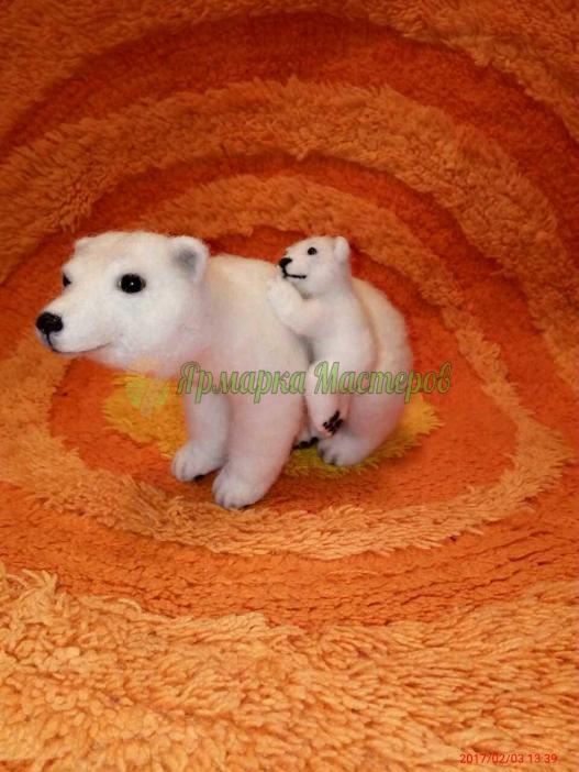 <div style=margin-left:10px><h1>игрушки из шерсти в технике сухое валяние</h1><p><a href="/catalog/ukrasheniya/">Прикраси</a> » <a href="/catalog/ukrasheniya/igrushki/">Iграшки</a></p><i class="fa fa-map-marker"></i> Киевская область, Киев<br /><br /><div class="socdata"><script src="//yastatic.net/es5-shims/0.0.2/es5-shims.min.js"></script>
                                            <script src="//yastatic.net/share2/share.js"></script>
                                            <div class="ya-share2" data-services="facebook,gplus,twitter,lj,viber,whatsapp,skype" data-counter=""></div></div>