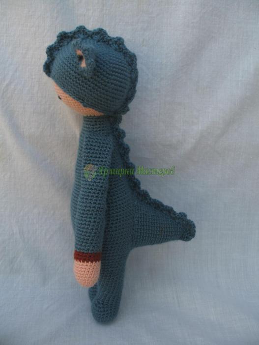 <div style=margin-left:10px><h1>Дракончик </h1><p><a href="/catalog/igrushki/">Iграшки</a> » <a href="/catalog/igrushki/kukly/">Кукли</a></p><i class="fa fa-map-marker"></i> Херсонская область, Херсон<br /><br /><div class="socdata"><script src="//yastatic.net/es5-shims/0.0.2/es5-shims.min.js"></script>
                                            <script src="//yastatic.net/share2/share.js"></script>
                                            <div class="ya-share2" data-services="facebook,gplus,twitter,lj,viber,whatsapp,skype" data-counter=""></div></div>