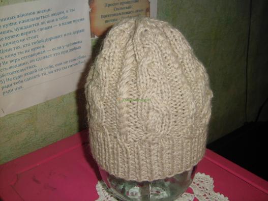 <div style=margin-left:10px><h1>Женская шапочка </h1><p><a href="/catalog/golovnue_ubory/">Головні убори
</a> » <a href="/catalog/golovnue_ubory/shapki/">Шапки</a></p><i class="fa fa-map-marker"></i> Херсонская область, Скадовск<br /><br /><div class="socdata"><script src="//yastatic.net/es5-shims/0.0.2/es5-shims.min.js"></script>
                                            <script src="//yastatic.net/share2/share.js"></script>
                                            <div class="ya-share2" data-services="facebook,gplus,twitter,lj,viber,whatsapp,skype" data-counter=""></div></div>