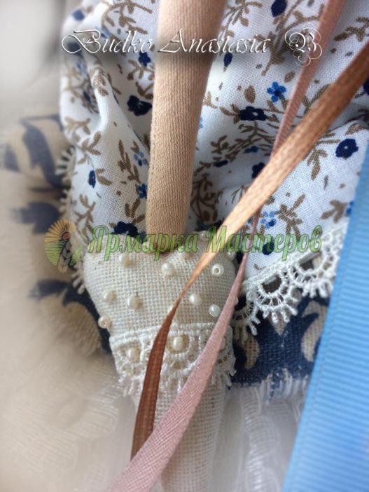 <div style=margin-left:10px><h1>Кукла Тильда </h1><p><a href="/catalog/igrushki/">Iграшки</a> » <a href="/catalog/igrushki/kukly/">Кукли</a></p><i class="fa fa-map-marker"></i> Днепропетровская область, Днепропетровск<br /><br /><div class="socdata"><script src="//yastatic.net/es5-shims/0.0.2/es5-shims.min.js"></script>
                                            <script src="//yastatic.net/share2/share.js"></script>
                                            <div class="ya-share2" data-services="facebook,gplus,twitter,lj,viber,whatsapp,skype" data-counter=""></div></div>