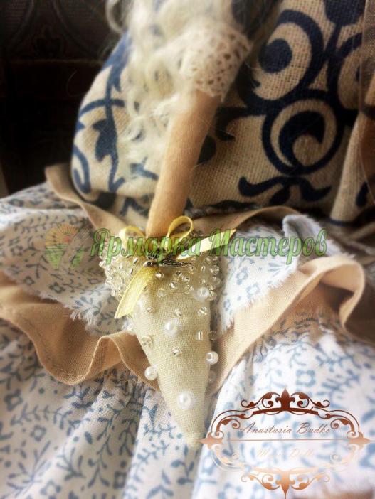 <div style=margin-left:10px><h1>Куколка Тильда </h1><p><a href="/catalog/igrushki/">Iграшки</a> » <a href="/catalog/igrushki/kukly/">Кукли</a></p><i class="fa fa-map-marker"></i> Днепропетровская область, Днепропетровск<br /><br /><div class="socdata"><script src="//yastatic.net/es5-shims/0.0.2/es5-shims.min.js"></script>
                                            <script src="//yastatic.net/share2/share.js"></script>
                                            <div class="ya-share2" data-services="facebook,gplus,twitter,lj,viber,whatsapp,skype" data-counter=""></div></div>