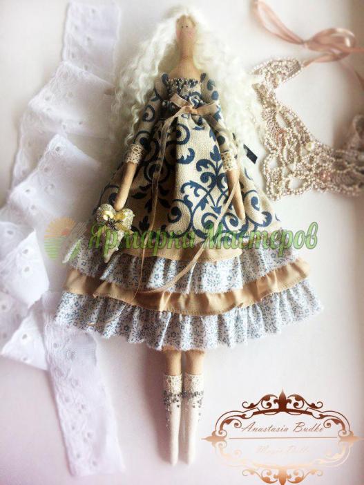 <div style=margin-left:10px><h1>Куколка Тильда </h1><p><a href="/catalog/igrushki/">Iграшки</a> » <a href="/catalog/igrushki/kukly/">Кукли</a></p><i class="fa fa-map-marker"></i> Днепропетровская область, Днепропетровск<br /><br /><div class="socdata"><script src="//yastatic.net/es5-shims/0.0.2/es5-shims.min.js"></script>
                                            <script src="//yastatic.net/share2/share.js"></script>
                                            <div class="ya-share2" data-services="facebook,gplus,twitter,lj,viber,whatsapp,skype" data-counter=""></div></div>