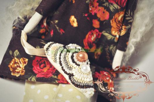 <div style=margin-left:10px><h1>Кукла Тильда с веночком на голове</h1><p><a href="/catalog/igrushki/">Iграшки</a> » <a href="/catalog/igrushki/kukly/">Кукли</a></p><i class="fa fa-map-marker"></i> Днепропетровская область, Днепропетровск<br /><br /><div class="socdata"><script src="//yastatic.net/es5-shims/0.0.2/es5-shims.min.js"></script>
                                            <script src="//yastatic.net/share2/share.js"></script>
                                            <div class="ya-share2" data-services="facebook,gplus,twitter,lj,viber,whatsapp,skype" data-counter=""></div></div>