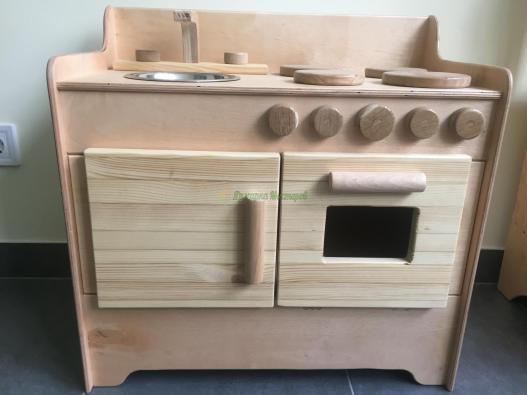 <div style=margin-left:10px><h1>Игра для девочки </h1><p><a href="/catalog/ukrasheniya/">Прикраси</a> » <a href="/catalog/ukrasheniya/igrushki/">Iграшки</a></p><i class="fa fa-map-marker"></i> Киевская область, Киев<br /><br /><div class="socdata"><script src="//yastatic.net/es5-shims/0.0.2/es5-shims.min.js"></script>
                                            <script src="//yastatic.net/share2/share.js"></script>
                                            <div class="ya-share2" data-services="facebook,gplus,twitter,lj,viber,whatsapp,skype" data-counter=""></div></div>