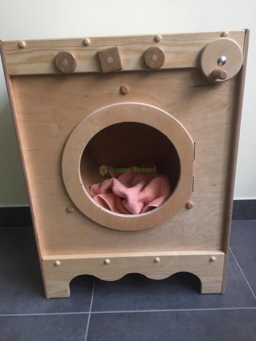 <div style=margin-left:10px><h1>Стиральная машина</h1><p><a href="/catalog/ukrasheniya/">Прикраси</a> » <a href="/catalog/ukrasheniya/igrushki/">Iграшки</a></p><i class="fa fa-map-marker"></i> Киевская область, Киев<br /><br /><div class="socdata"><script src="//yastatic.net/es5-shims/0.0.2/es5-shims.min.js"></script>
                                            <script src="//yastatic.net/share2/share.js"></script>
                                            <div class="ya-share2" data-services="facebook,gplus,twitter,lj,viber,whatsapp,skype" data-counter=""></div></div>