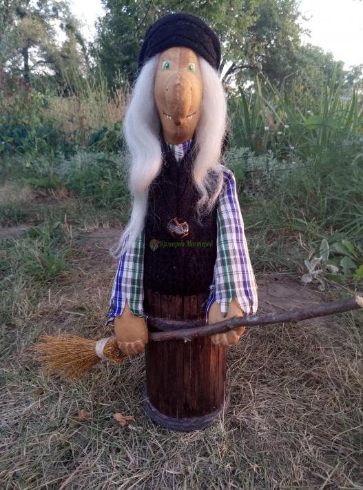 <div style=margin-left:10px><h1>оберег Баба Яга</h1><p><a href="/catalog/podarki--suveniry/">Подарунки, сувеніри</a> » <a href="/catalog/podarki--suveniry/podarki/">Подарунки</a></p><i class="fa fa-map-marker"></i> Киевская область, Киев<br /><br /><div class="socdata"><script src="//yastatic.net/es5-shims/0.0.2/es5-shims.min.js"></script>
                                            <script src="//yastatic.net/share2/share.js"></script>
                                            <div class="ya-share2" data-services="facebook,gplus,twitter,lj,viber,whatsapp,skype" data-counter=""></div></div>