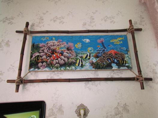 <div style=margin-left:10px><h1>Большой кораловый риф. Подводный мир</h1><p><a href="/catalog/kartiny/">Картини</a> » <a href="/catalog/kartiny/vyshitye/">Вишиті</a></p><i class="fa fa-map-marker"></i> Черниговская область, Мена<br /><br /><div class="socdata"><script src="//yastatic.net/es5-shims/0.0.2/es5-shims.min.js"></script>
                                            <script src="//yastatic.net/share2/share.js"></script>
                                            <div class="ya-share2" data-services="facebook,gplus,twitter,lj,viber,whatsapp,skype" data-counter=""></div></div>