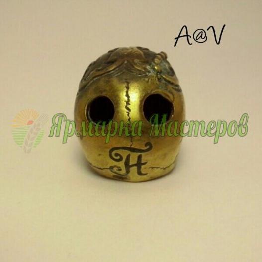 <div style=margin-left:10px><h1>Череп</h1><p><a href="/catalog/yvelirnue_izdeliya/">Ювелірні вироби
</a> » <a href="/catalog/yvelirnue_izdeliya/yuvelirnaya-furnitura/">Ювелірна фурнітура</a></p><i class="fa fa-map-marker"></i> Винницкая область, Жмеринка<br /><br /><div class="socdata"><script src="//yastatic.net/es5-shims/0.0.2/es5-shims.min.js"></script>
                                            <script src="//yastatic.net/share2/share.js"></script>
                                            <div class="ya-share2" data-services="facebook,gplus,twitter,lj,viber,whatsapp,skype" data-counter=""></div></div>