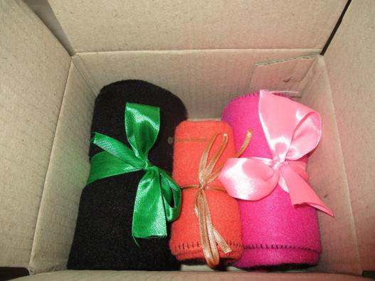 <div style=margin-left:10px><h1>Флисовые носки</h1><p><a href="/catalog/podarki--suveniry/">Подарунки, сувеніри</a> » <a href="/catalog/podarki--suveniry/podarki/">Подарунки</a></p><i class="fa fa-map-marker"></i> Днепропетровская область, Днепропетровск<br /><br /><div class="socdata"><script src="//yastatic.net/es5-shims/0.0.2/es5-shims.min.js"></script>
                                            <script src="//yastatic.net/share2/share.js"></script>
                                            <div class="ya-share2" data-services="facebook,gplus,twitter,lj,viber,whatsapp,skype" data-counter=""></div></div>