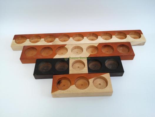 <div style=margin-left:10px><h1>Подсвечники деревянные</h1><p><a href="/catalog/dekor/">Декор</a> » <a href="/catalog/dekor/drugoe/">Iнше</a></p><i class="fa fa-map-marker"></i> Киевская область, Киев<br /><br /><div class="socdata"><script src="//yastatic.net/es5-shims/0.0.2/es5-shims.min.js"></script>
                                            <script src="//yastatic.net/share2/share.js"></script>
                                            <div class="ya-share2" data-services="facebook,gplus,twitter,lj,viber,whatsapp,skype" data-counter=""></div></div>