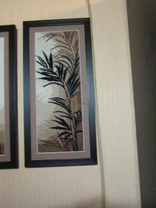 <div style=margin-left:10px><h1>триптих</h1><p><a href="/catalog/kartiny/">Картини</a> » <a href="/catalog/kartiny/vyshitye/">Вишиті</a></p><i class="fa fa-map-marker"></i> Запорожская область, Запорожье<br /><br /><div class="socdata"><script src="//yastatic.net/es5-shims/0.0.2/es5-shims.min.js"></script>
                                            <script src="//yastatic.net/share2/share.js"></script>
                                            <div class="ya-share2" data-services="facebook,gplus,twitter,lj,viber,whatsapp,skype" data-counter=""></div></div>