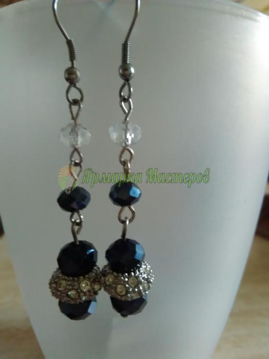 <div style=margin-left:10px><h1>Серьги</h1><p><a href="/catalog/bijuteriya/">Біжутерія</a> » <a href="/catalog/bijuteriya/sergi/">Сережки</a></p><i class="fa fa-map-marker"></i> Полтавская область, Полтава<br /><br /><div class="socdata"><script src="//yastatic.net/es5-shims/0.0.2/es5-shims.min.js"></script>
                                            <script src="//yastatic.net/share2/share.js"></script>
                                            <div class="ya-share2" data-services="facebook,gplus,twitter,lj,viber,whatsapp,skype" data-counter=""></div></div>