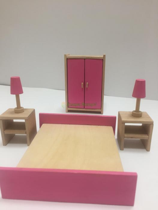 <div style=margin-left:10px><h1>Мини мебель.  Спальня </h1><p><a href="/catalog/dekor/">Декор</a> » <a href="/catalog/dekor/mebel/">Меблі</a></p><i class="fa fa-map-marker"></i> Киевская область, Киев<br /><br /><div class="socdata"><script src="//yastatic.net/es5-shims/0.0.2/es5-shims.min.js"></script>
                                            <script src="//yastatic.net/share2/share.js"></script>
                                            <div class="ya-share2" data-services="facebook,gplus,twitter,lj,viber,whatsapp,skype" data-counter=""></div></div>