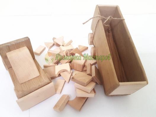 <div style=margin-left:10px><h1>Машина Тягач В 15</h1><p><a href="/catalog/ukrasheniya/">Прикраси</a> » <a href="/catalog/ukrasheniya/igrushki/">Iграшки</a></p><i class="fa fa-map-marker"></i> Киевская область, Киев<br /><br /><div class="socdata"><script src="//yastatic.net/es5-shims/0.0.2/es5-shims.min.js"></script>
                                            <script src="//yastatic.net/share2/share.js"></script>
                                            <div class="ya-share2" data-services="facebook,gplus,twitter,lj,viber,whatsapp,skype" data-counter=""></div></div>