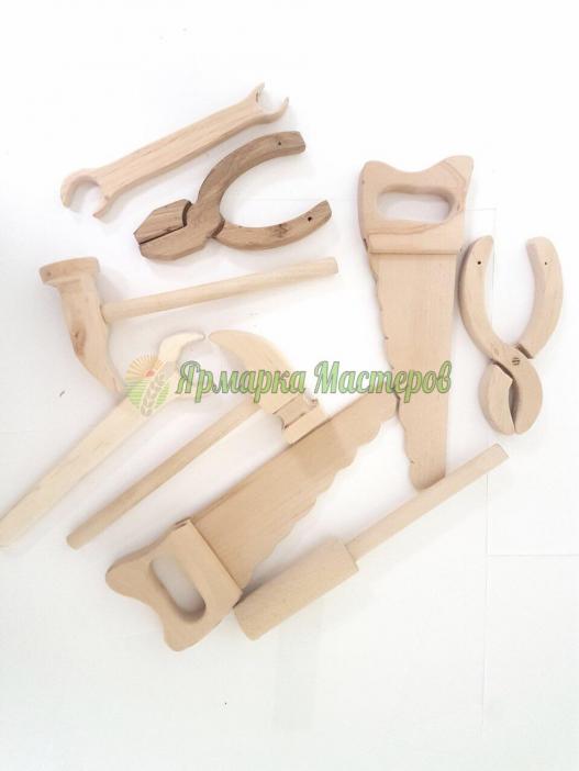 <div style=margin-left:10px><h1>Набор "Строителя В 7"</h1><p><a href="/catalog/ukrasheniya/">Прикраси</a> » <a href="/catalog/ukrasheniya/igrushki/">Iграшки</a></p><i class="fa fa-map-marker"></i> Киевская область, Киев<br /><br /><div class="socdata"><script src="//yastatic.net/es5-shims/0.0.2/es5-shims.min.js"></script>
                                            <script src="//yastatic.net/share2/share.js"></script>
                                            <div class="ya-share2" data-services="facebook,gplus,twitter,lj,viber,whatsapp,skype" data-counter=""></div></div>