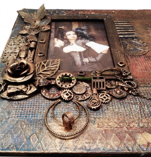 <div style=margin-left:10px><h1>Необычная фоторамка в стиле лофт оригинальный подарок на день рождения</h1><p><a href="/catalog/podarki--suveniry/">Подарунки, сувеніри</a> » <a href="/catalog/podarki--suveniry/podarki/">Подарунки</a></p><i class="fa fa-map-marker"></i> Донецкая область, Мариуполь<br /><br /><div class="socdata"><script src="//yastatic.net/es5-shims/0.0.2/es5-shims.min.js"></script>
                                            <script src="//yastatic.net/share2/share.js"></script>
                                            <div class="ya-share2" data-services="facebook,gplus,twitter,lj,viber,whatsapp,skype" data-counter=""></div></div>