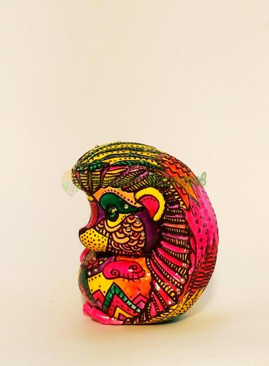 <div style=margin-left:10px><h1>"Еж Майя" статуэтка.</h1><p><a href="/catalog/podarki--suveniry/">Подарунки, сувеніри</a> » <a href="/catalog/podarki--suveniry/podarki/">Подарунки</a></p><i class="fa fa-map-marker"></i> Днепропетровская область, Днепропетровск<br /><br /><div class="socdata"><script src="//yastatic.net/es5-shims/0.0.2/es5-shims.min.js"></script>
                                            <script src="//yastatic.net/share2/share.js"></script>
                                            <div class="ya-share2" data-services="facebook,gplus,twitter,lj,viber,whatsapp,skype" data-counter=""></div></div>