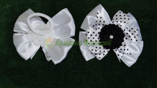 <div style=margin-left:10px><h1>Бантики для школы</h1><p><a href="/catalog/aksessuary/">Аксесуари</a> » <a href="/catalog/aksessuary/banty/">Банти</a></p><i class="fa fa-map-marker"></i> Полтавская область, Полтава<br /><br /><div class="socdata"><script src="//yastatic.net/es5-shims/0.0.2/es5-shims.min.js"></script>
                                            <script src="//yastatic.net/share2/share.js"></script>
                                            <div class="ya-share2" data-services="facebook,gplus,twitter,lj,viber,whatsapp,skype" data-counter=""></div></div>