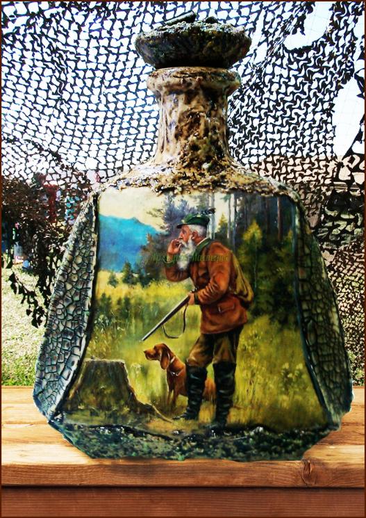 <div style=margin-left:10px><h1>Подарочная бутылка Охота, подарок мужчине на день рождения юбилей</h1><p><a href="/catalog/podarki--suveniry/">Подарунки, сувеніри</a> » <a href="/catalog/podarki--suveniry/podarki/">Подарунки</a></p><i class="fa fa-map-marker"></i> Донецкая область, Мариуполь<br /><br /><div class="socdata"><script src="//yastatic.net/es5-shims/0.0.2/es5-shims.min.js"></script>
                                            <script src="//yastatic.net/share2/share.js"></script>
                                            <div class="ya-share2" data-services="facebook,gplus,twitter,lj,viber,whatsapp,skype" data-counter=""></div></div>