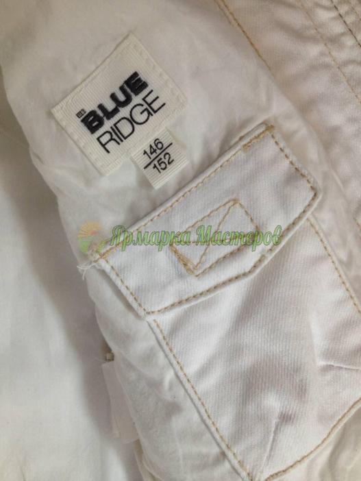 <div style=margin-left:10px><h1>Куртка джинс белая с росписью</h1><p><a href="/catalog/kartiny/">Картини</a> » <a href="/catalog/kartiny/na-tkani/">На тканинi</a></p><i class="fa fa-map-marker"></i> Киевская область, Боярка<br /><br /><div class="socdata"><script src="//yastatic.net/es5-shims/0.0.2/es5-shims.min.js"></script>
                                            <script src="//yastatic.net/share2/share.js"></script>
                                            <div class="ya-share2" data-services="facebook,gplus,twitter,lj,viber,whatsapp,skype" data-counter=""></div></div>