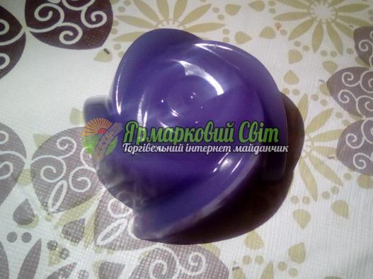 <div style=margin-left:10px><h1>мило ручної роботи</h1><p><a href="/catalog/ukrasheniya/">Прикраси</a> » <a href="/catalog/ukrasheniya/podarki/">Подарунки</a></p><i class="fa fa-map-marker"></i> Кировоградская область, Кировоград<br /><br /><div class="socdata"><script src="//yastatic.net/es5-shims/0.0.2/es5-shims.min.js"></script>
                                            <script src="//yastatic.net/share2/share.js"></script>
                                            <div class="ya-share2" data-services="facebook,gplus,twitter,lj,viber,whatsapp,skype" data-counter=""></div></div>