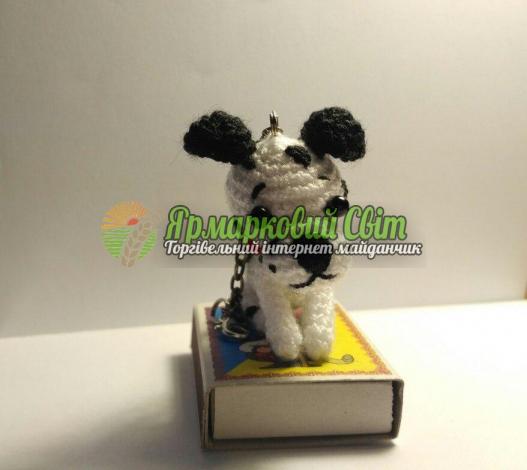 <div style=margin-left:10px><h1>брелок для ключей собака</h1><p><a href="/catalog/ukrasheniya/">Прикраси</a> » <a href="/catalog/ukrasheniya/aksessuary/">Аксесуари</a></p><i class="fa fa-map-marker"></i> Винницкая область, Винница<br /><br /><div class="socdata"><script src="//yastatic.net/es5-shims/0.0.2/es5-shims.min.js"></script>
                                            <script src="//yastatic.net/share2/share.js"></script>
                                            <div class="ya-share2" data-services="facebook,gplus,twitter,lj,viber,whatsapp,skype" data-counter=""></div></div>