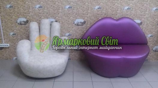 <div style=margin-left:10px><h1>Кресло-рука</h1><p><a href="/catalog/dekor/">Декор</a> » <a href="/catalog/dekor/mebel/">Меблі</a></p><i class="fa fa-map-marker"></i> Черкасская область, Черкассы<br /><br /><div class="socdata"><script src="//yastatic.net/es5-shims/0.0.2/es5-shims.min.js"></script>
                                            <script src="//yastatic.net/share2/share.js"></script>
                                            <div class="ya-share2" data-services="facebook,gplus,twitter,lj,viber,whatsapp,skype" data-counter=""></div></div>