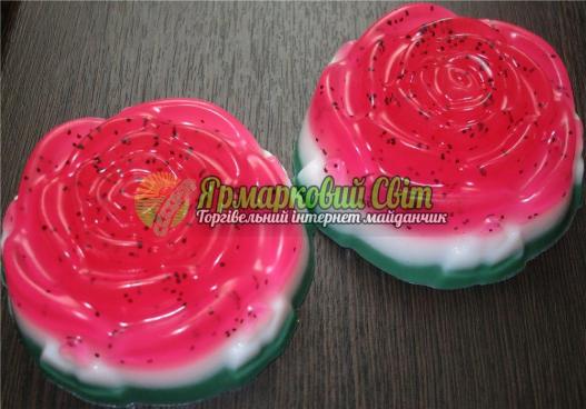 <div style=margin-left:10px><h1>Мыло ручной работы ￼ Поможем выбрать замечательные подарки для вас и ваших близких!</h1><p><a href="/catalog/ukrasheniya/">Прикраси</a> » <a href="/catalog/ukrasheniya/podarki/">Подарунки</a></p><i class="fa fa-map-marker"></i> Днепропетровская область, Днепропетровск<br /><br /><div class="socdata"><script src="//yastatic.net/es5-shims/0.0.2/es5-shims.min.js"></script>
                                            <script src="//yastatic.net/share2/share.js"></script>
                                            <div class="ya-share2" data-services="facebook,gplus,twitter,lj,viber,whatsapp,skype" data-counter=""></div></div>