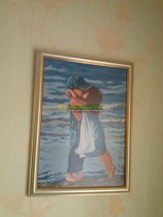 <div style=margin-left:10px><h1>Юная любовь</h1><p><a href="/catalog/kartiny/">Картини</a> » <a href="/catalog/kartiny/vyshitye/">Вишиті</a></p><i class="fa fa-map-marker"></i> Винницкая область, Винница<br /><br /><div class="socdata"><script src="//yastatic.net/es5-shims/0.0.2/es5-shims.min.js"></script>
                                            <script src="//yastatic.net/share2/share.js"></script>
                                            <div class="ya-share2" data-services="facebook,gplus,twitter,lj,viber,whatsapp,skype" data-counter=""></div></div>