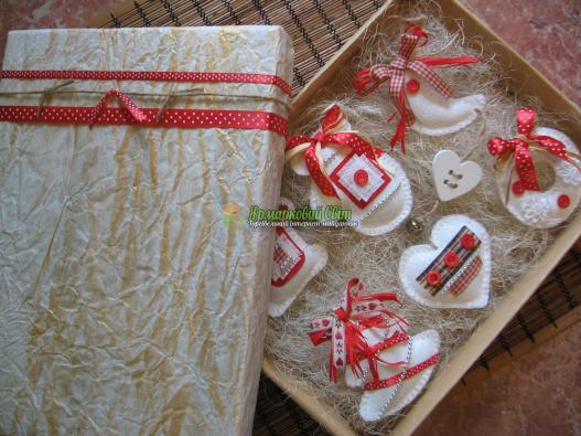 <div style=margin-left:10px><h1>Іграшки в етно-стилі</h1><p><a href="/catalog/podarki--suveniry/">Подарунки, сувеніри</a> » <a href="/catalog/podarki--suveniry/igrushki/">Iграшки</a></p><i class="fa fa-map-marker"></i> Львовская область, Борислав<br /><br /><div class="socdata"><script src="//yastatic.net/es5-shims/0.0.2/es5-shims.min.js"></script>
                                            <script src="//yastatic.net/share2/share.js"></script>
                                            <div class="ya-share2" data-services="facebook,gplus,twitter,lj,viber,whatsapp,skype" data-counter=""></div></div>