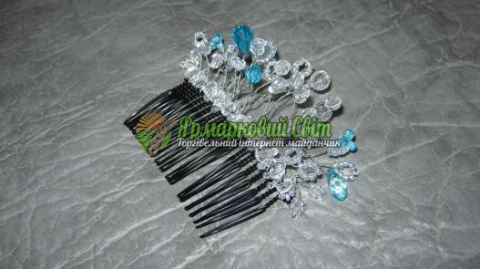 <div style=margin-left:10px><h1>Гребешок в прическу. Ручная работа! </h1><p><a href="/catalog/aksessuary/">Аксесуари</a> » <a href="/catalog/aksessuary/grebeshki/">Гребінці</a></p><i class="fa fa-map-marker"></i> Запорожская область, Бердянск<br /><br /><div class="socdata"><script src="//yastatic.net/es5-shims/0.0.2/es5-shims.min.js"></script>
                                            <script src="//yastatic.net/share2/share.js"></script>
                                            <div class="ya-share2" data-services="facebook,gplus,twitter,lj,viber,whatsapp,skype" data-counter=""></div></div>