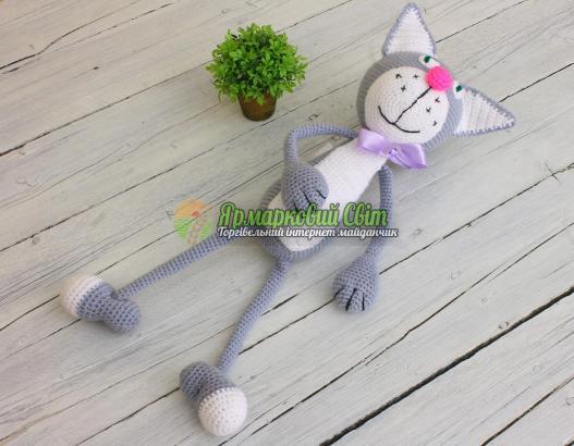 <div style=margin-left:10px><h1>Вязаный котик </h1><p><a href="/catalog/podarki--suveniry/">Подарунки, сувеніри</a> » <a href="/catalog/podarki--suveniry/igrushki/">Iграшки</a></p><i class="fa fa-map-marker"></i> Киевская область, Киев<br /><br /><div class="socdata"><script src="//yastatic.net/es5-shims/0.0.2/es5-shims.min.js"></script>
                                            <script src="//yastatic.net/share2/share.js"></script>
                                            <div class="ya-share2" data-services="facebook,gplus,twitter,lj,viber,whatsapp,skype" data-counter=""></div></div>