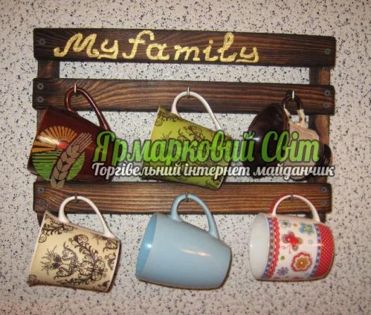 <div style=margin-left:10px><h1>Полка для чашек навесная</h1><p><a href="/catalog/dekor/">Декор</a> » <a href="/catalog/dekor/drugoe/">Iнше</a></p><i class="fa fa-map-marker"></i> Черниговская область, Чернигов<br /><br /><div class="socdata"><script src="//yastatic.net/es5-shims/0.0.2/es5-shims.min.js"></script>
                                            <script src="//yastatic.net/share2/share.js"></script>
                                            <div class="ya-share2" data-services="facebook,gplus,twitter,lj,viber,whatsapp,skype" data-counter=""></div></div>