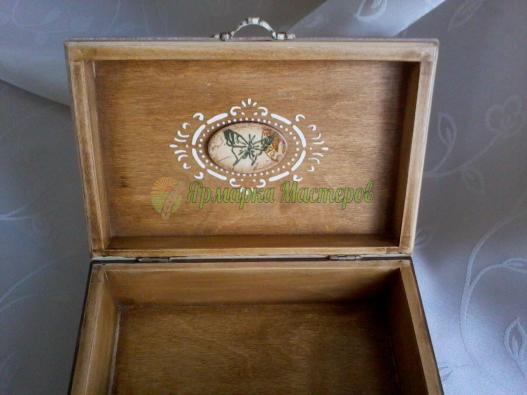 <div style=margin-left:10px><h1>декупаж шкатулок</h1><p><a href="/catalog/podarki--suveniry/">Подарунки, сувеніри</a> » <a href="/catalog/podarki--suveniry/podarki/">Подарунки</a></p><i class="fa fa-map-marker"></i> Ровенская область, Здолбунов<br /><br /><div class="socdata"><script src="//yastatic.net/es5-shims/0.0.2/es5-shims.min.js"></script>
                                            <script src="//yastatic.net/share2/share.js"></script>
                                            <div class="ya-share2" data-services="facebook,gplus,twitter,lj,viber,whatsapp,skype" data-counter=""></div></div>