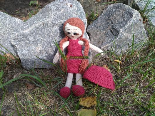 <div style=margin-left:10px><h1>Вязаная кукла Красная Шапочка</h1><p><a href="/catalog/igrushki/">Iграшки</a> » <a href="/catalog/igrushki/kukly/">Кукли</a></p><i class="fa fa-map-marker"></i> Харьковская область, Харьков<br /><br /><div class="socdata"><script src="//yastatic.net/es5-shims/0.0.2/es5-shims.min.js"></script>
                                            <script src="//yastatic.net/share2/share.js"></script>
                                            <div class="ya-share2" data-services="facebook,gplus,twitter,lj,viber,whatsapp,skype" data-counter=""></div></div>