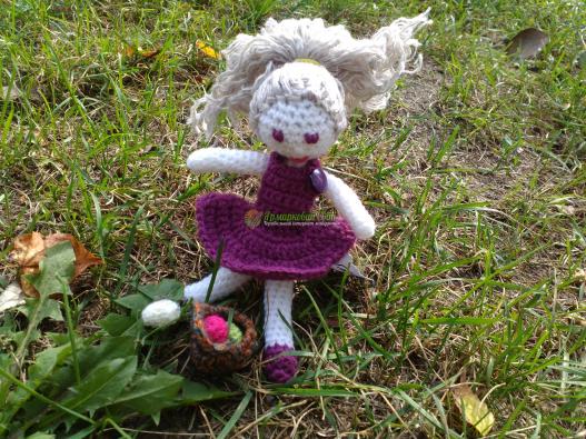 <div style=margin-left:10px><h1>Вязаная кукла Яся</h1><p><a href="/catalog/igrushki/">Iграшки</a> » <a href="/catalog/igrushki/kukly/">Кукли</a></p><i class="fa fa-map-marker"></i> Харьковская область, Харьков<br /><br /><div class="socdata"><script src="//yastatic.net/es5-shims/0.0.2/es5-shims.min.js"></script>
                                            <script src="//yastatic.net/share2/share.js"></script>
                                            <div class="ya-share2" data-services="facebook,gplus,twitter,lj,viber,whatsapp,skype" data-counter=""></div></div>