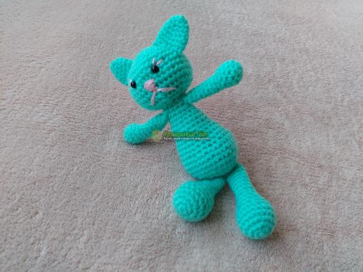 <div style=margin-left:10px><h1>Мятный кот</h1><p><a href="/catalog/igrushki/">Iграшки</a> » <a href="/catalog/igrushki/myagkie/">М'які</a></p><i class="fa fa-map-marker"></i> Харьковская область, Харьков<br /><br /><div class="socdata"><script src="//yastatic.net/es5-shims/0.0.2/es5-shims.min.js"></script>
                                            <script src="//yastatic.net/share2/share.js"></script>
                                            <div class="ya-share2" data-services="facebook,gplus,twitter,lj,viber,whatsapp,skype" data-counter=""></div></div>