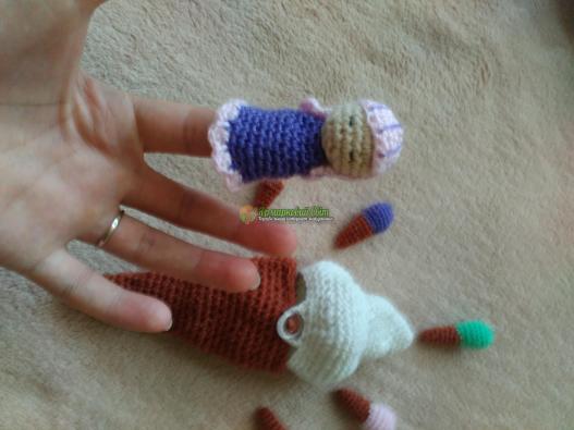 <div style=margin-left:10px><h1>Развивающая игрушка Мороженое</h1><p><a href="/catalog/igrushki/">Iграшки</a> » <a href="/catalog/igrushki/myagkie/">М'які</a></p><i class="fa fa-map-marker"></i> Харьковская область, Харьков<br /><br /><div class="socdata"><script src="//yastatic.net/es5-shims/0.0.2/es5-shims.min.js"></script>
                                            <script src="//yastatic.net/share2/share.js"></script>
                                            <div class="ya-share2" data-services="facebook,gplus,twitter,lj,viber,whatsapp,skype" data-counter=""></div></div>