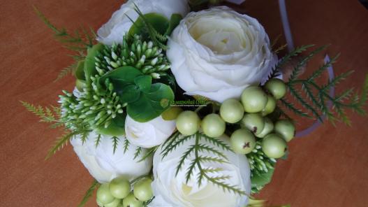 <div style=margin-left:10px><h1>Свадебный букет. Букет невесты свидетельницы дублер.</h1><p><a href="/catalog/ukrasheniya/">Прикраси</a> » <a href="/catalog/ukrasheniya/aksessuary/">Аксесуари</a></p><i class="fa fa-map-marker"></i> Киевская область, Киев<br /><br /><div class="socdata"><script src="//yastatic.net/es5-shims/0.0.2/es5-shims.min.js"></script>
                                            <script src="//yastatic.net/share2/share.js"></script>
                                            <div class="ya-share2" data-services="facebook,gplus,twitter,lj,viber,whatsapp,skype" data-counter=""></div></div>