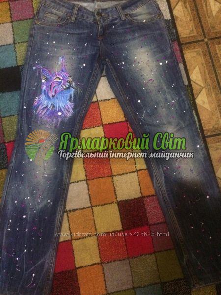 <div style=margin-left:10px><h1>Роспись на джинсах</h1><p><a href="/catalog/dekor/">Декор</a> » <a href="/catalog/dekor/tekstil/">Текстиль</a></p><i class="fa fa-map-marker"></i> Киевская область, Боярка<br /><br /><div class="socdata"><script src="//yastatic.net/es5-shims/0.0.2/es5-shims.min.js"></script>
                                            <script src="//yastatic.net/share2/share.js"></script>
                                            <div class="ya-share2" data-services="facebook,gplus,twitter,lj,viber,whatsapp,skype" data-counter=""></div></div>