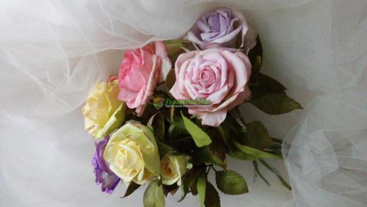 <div style=margin-left:10px><h1>Розы</h1><p><a href="/catalog/rukodelie/">Рукоділля</a> » <a href="/catalog/rukodelie/rukodelie--obschee/">Рукоділля, загальне</a></p><i class="fa fa-map-marker"></i> Запорожская область, Запорожье<br /><br /><div class="socdata"><script src="//yastatic.net/es5-shims/0.0.2/es5-shims.min.js"></script>
                                            <script src="//yastatic.net/share2/share.js"></script>
                                            <div class="ya-share2" data-services="facebook,gplus,twitter,lj,viber,whatsapp,skype" data-counter=""></div></div>