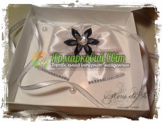 <div style=margin-left:10px><h1>Бантики для волос</h1><p><a href="/catalog/aksessuary/">Аксесуари</a> » <a href="/catalog/aksessuary/banty/">Банти</a></p><i class="fa fa-map-marker"></i> Полтавская область, Кременчуг<br /><br /><div class="socdata"><script src="//yastatic.net/es5-shims/0.0.2/es5-shims.min.js"></script>
                                            <script src="//yastatic.net/share2/share.js"></script>
                                            <div class="ya-share2" data-services="facebook,gplus,twitter,lj,viber,whatsapp,skype" data-counter=""></div></div>