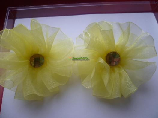 <div style=margin-left:10px><h1> красивые бантики из органзы</h1><p><a href="/catalog/ukrasheniya/">Прикраси</a> » <a href="/catalog/ukrasheniya/aksessuary/">Аксесуари</a></p><i class="fa fa-map-marker"></i> Запорожская область, Запорожье<br /><br /><div class="socdata"><script src="//yastatic.net/es5-shims/0.0.2/es5-shims.min.js"></script>
                                            <script src="//yastatic.net/share2/share.js"></script>
                                            <div class="ya-share2" data-services="facebook,gplus,twitter,lj,viber,whatsapp,skype" data-counter=""></div></div>