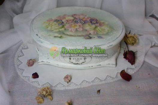 <div style=margin-left:10px><h1>шкатулки  в технике декупаж</h1><p><a href="/catalog/podarki--suveniry/">Подарунки, сувеніри</a> » <a href="/catalog/podarki--suveniry/podarki/">Подарунки</a></p><i class="fa fa-map-marker"></i> Ровенская область, Здолбунов<br /><br /><div class="socdata"><script src="//yastatic.net/es5-shims/0.0.2/es5-shims.min.js"></script>
                                            <script src="//yastatic.net/share2/share.js"></script>
                                            <div class="ya-share2" data-services="facebook,gplus,twitter,lj,viber,whatsapp,skype" data-counter=""></div></div>