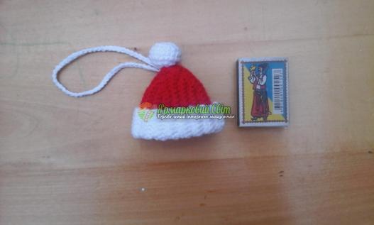 <div style=margin-left:10px><h1>Новогодние украшения на ёлку, символ 2018 года </h1><p><a href="/catalog/podarki--suveniry/">Подарунки, сувеніри</a> » <a href="/catalog/podarki--suveniry/igrushki/">Iграшки</a></p><i class="fa fa-map-marker"></i> Днепропетровская область, Никополь<br /><br /><div class="socdata"><script src="//yastatic.net/es5-shims/0.0.2/es5-shims.min.js"></script>
                                            <script src="//yastatic.net/share2/share.js"></script>
                                            <div class="ya-share2" data-services="facebook,gplus,twitter,lj,viber,whatsapp,skype" data-counter=""></div></div>