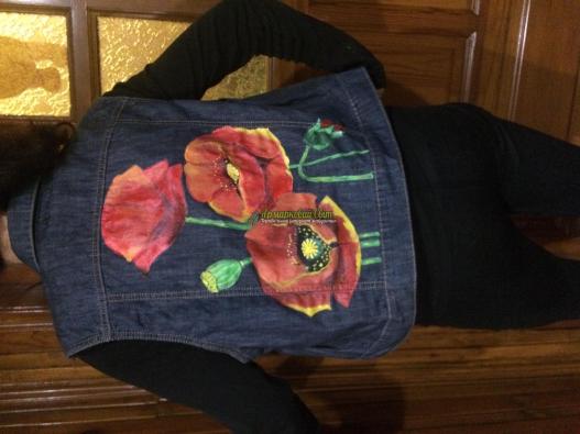 <div style=margin-left:10px><h1>Жилетка джинсовая маки </h1><p><a href="/catalog/shite/">Шиття</a> » <a href="/catalog/shite/shite--odejda/">Шиття, одяг</a></p><i class="fa fa-map-marker"></i> Киевская область, Боярка<br /><br /><div class="socdata"><script src="//yastatic.net/es5-shims/0.0.2/es5-shims.min.js"></script>
                                            <script src="//yastatic.net/share2/share.js"></script>
                                            <div class="ya-share2" data-services="facebook,gplus,twitter,lj,viber,whatsapp,skype" data-counter=""></div></div>